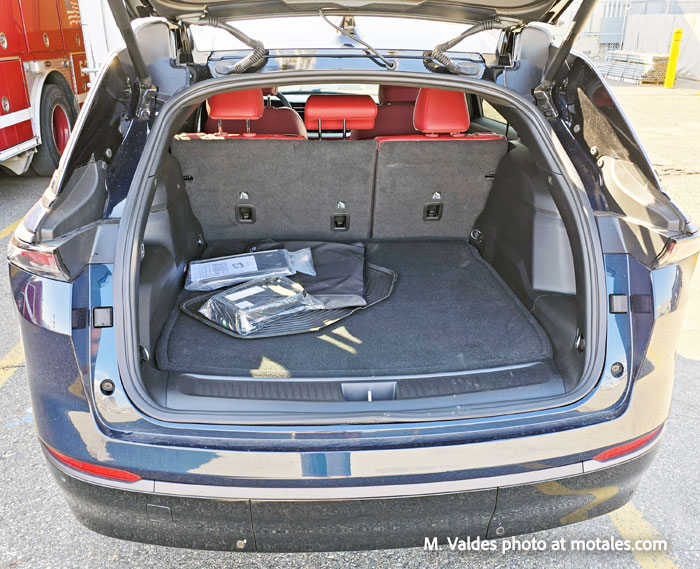 Wagoneer hatch and charger