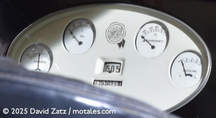 1924 Chrysler B-70 dashboard