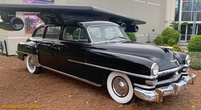 Chrysler Windsor Hybrid with passport