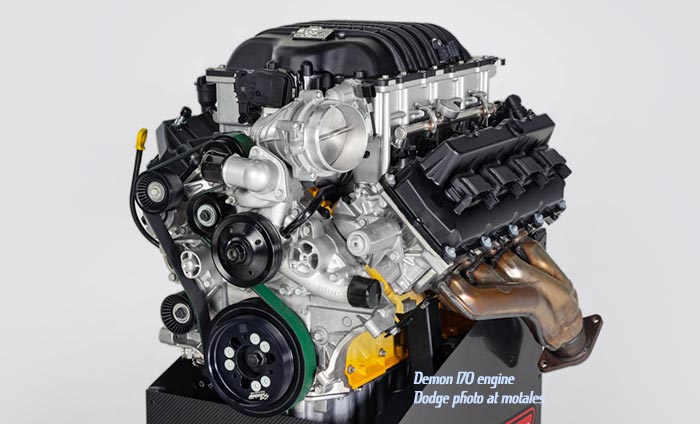 Hellcat V8 engine