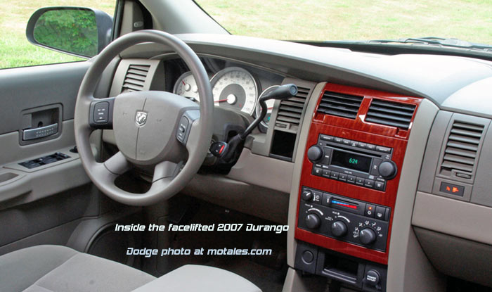 2007 Durango interior