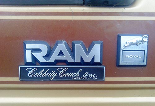 custom minivan badges