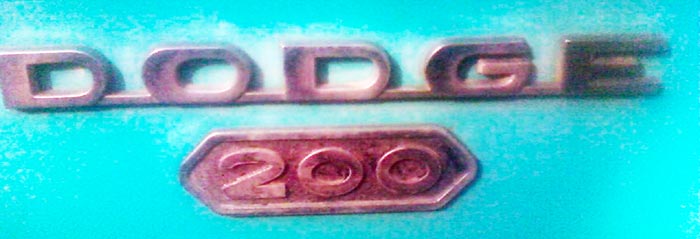 Dodge 200